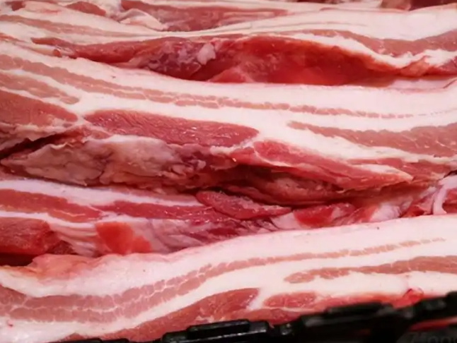 年龄越大越要吃肉？研究发现：多吃肉的老人或更长寿！吃什么肉好